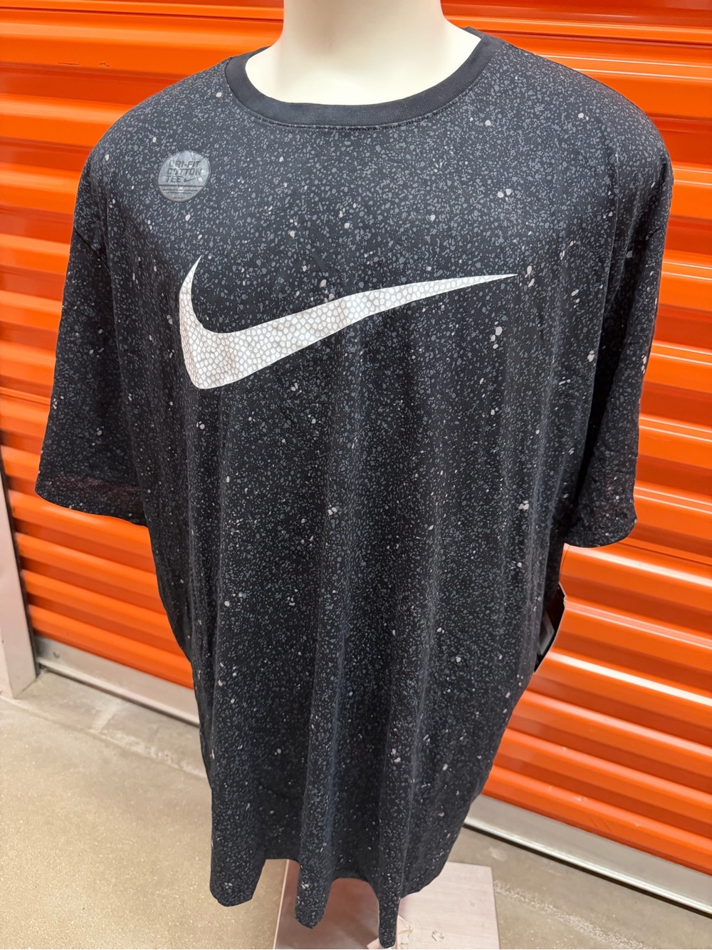NWT Nike Men’s Big and Tall Black Speckle Dri-FIT T-Shirt 830975-010 Size 4XL